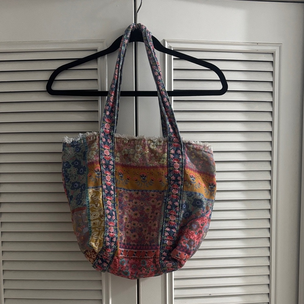 NATURAL LIFE Multicolor Floral Tote
